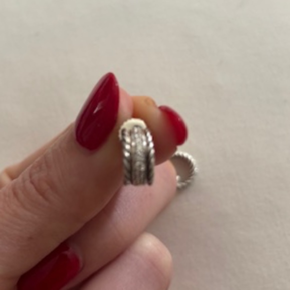 David Yurman Cable Classics Earrings with Diamonds - Picture 2 of 3